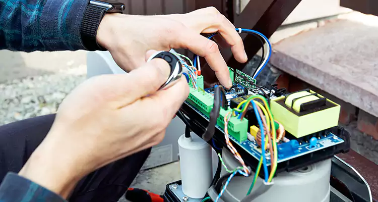 Automatic Driveway Gate Repair in Pinellas Park, FL