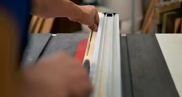 Bifold Door Seal Repair in Pinellas Park, FL