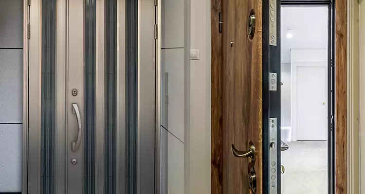 Burglar Proof Front Door Repair in Pinellas Park, FL