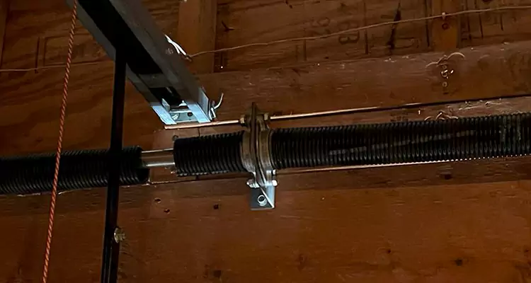 Garage Door Lift Cable Replacement in Pinellas Park, FL