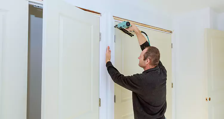Top Rated Door Fixing ServiceFixing Garage Door Track in Pinellas Park, FL