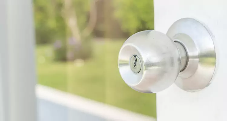 Patio Door Mechanism Jammed in Pinellas Park, FL