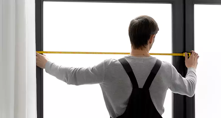 Retractable Deck Screens Repair in Pinellas Park, FL